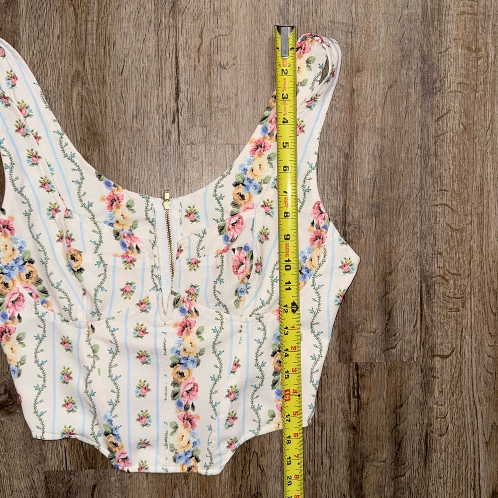 RESA • Floral Bustier Corset Top - Picture 5 of 13